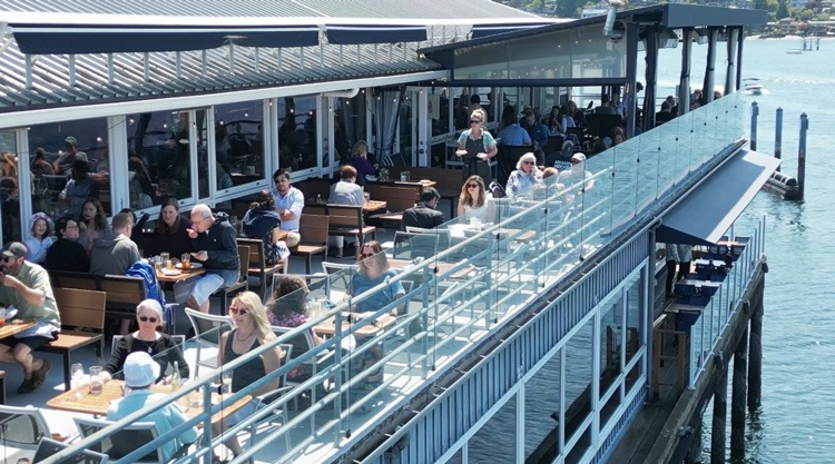 Casual dining on the waterfront at Ray’s Boathouse & Cafe